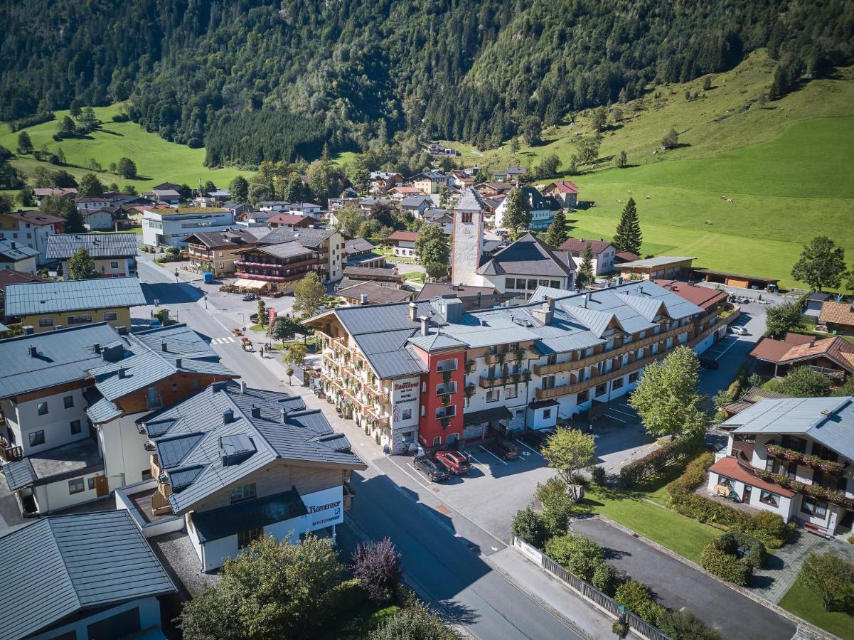 ホテル レーマーホフ Fusch an der Grossglocknerstrasse エクステリア 写真